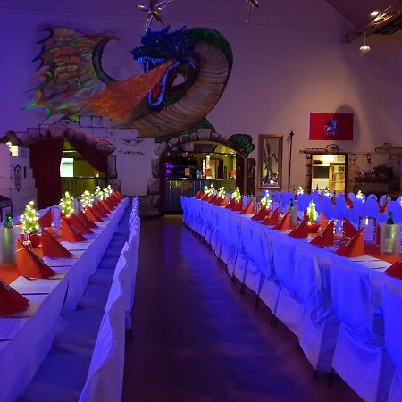 Pension Und Restaurant Die Burg Ehrenfriedersdorf Ngoại thất bức ảnh